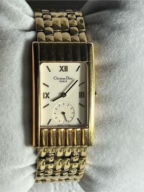 Christian Dior Paris 55.142.1 Gold plated 14k Tank Watch.